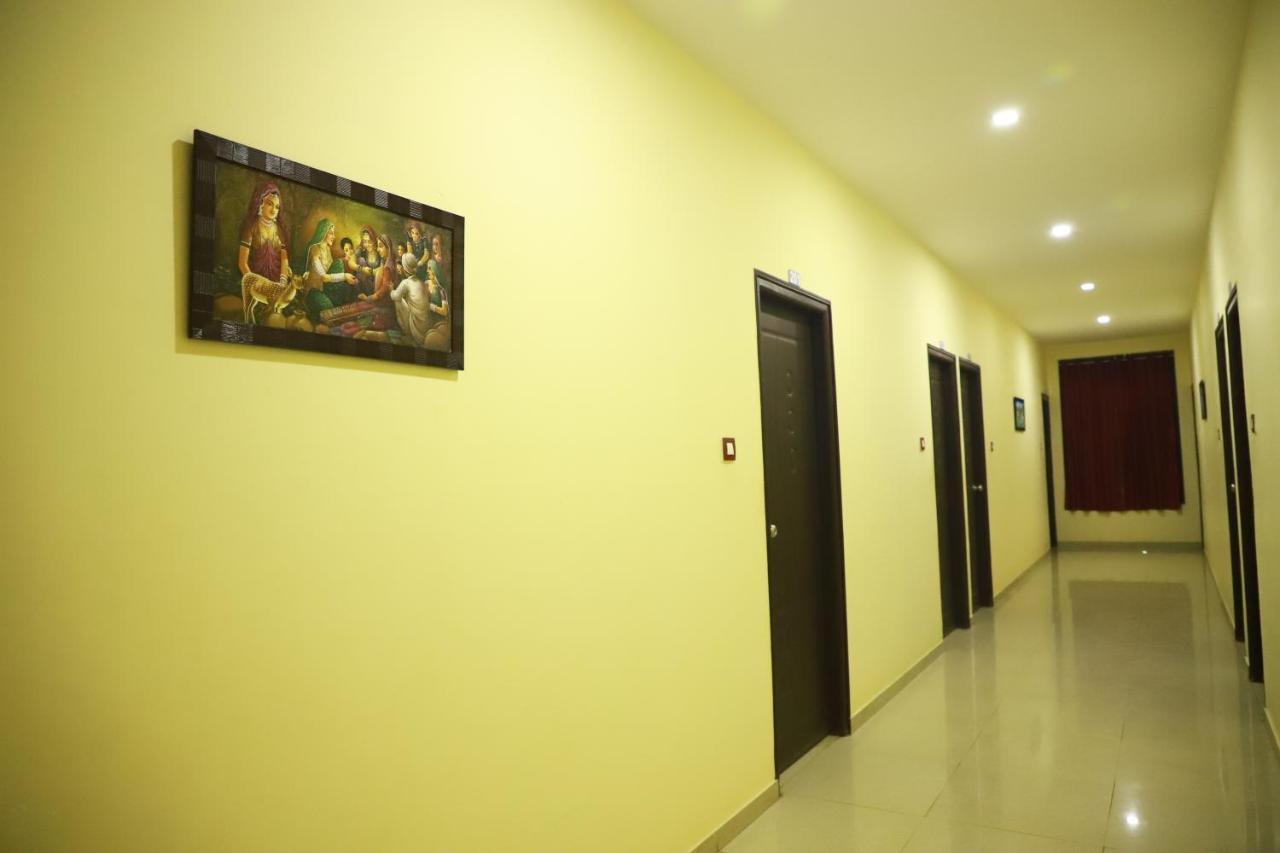 Megha Residency Hotel Haveri Exterior foto
