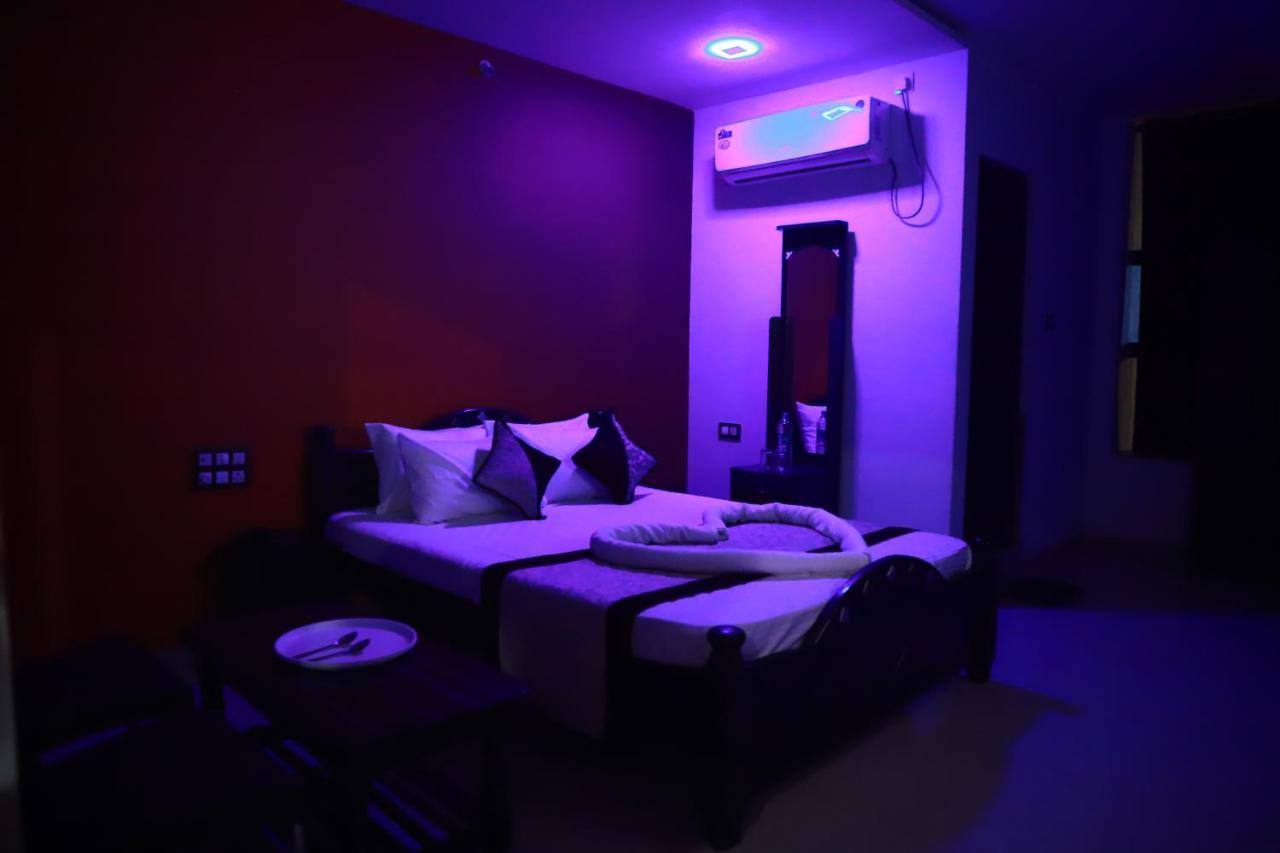 Megha Residency Hotel Haveri Exterior foto