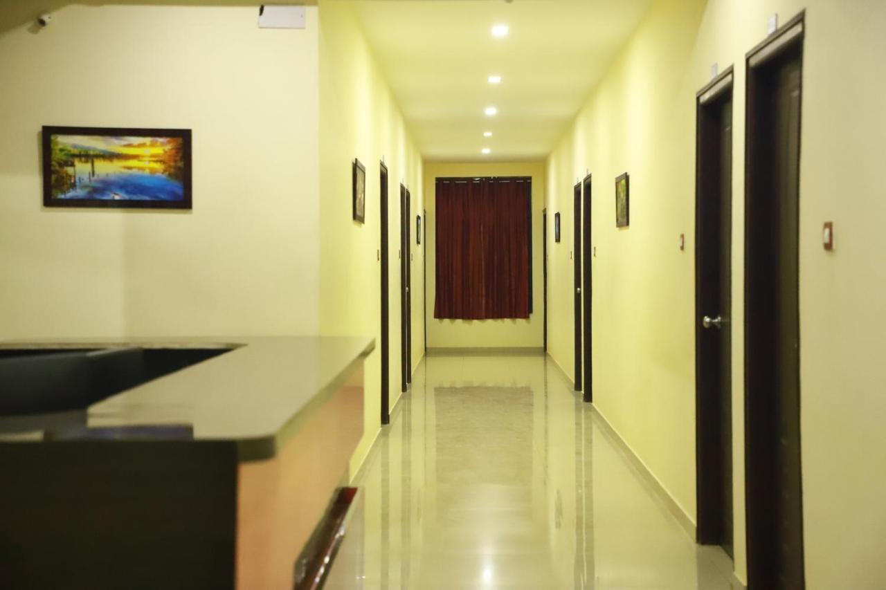 Megha Residency Hotel Haveri Exterior foto