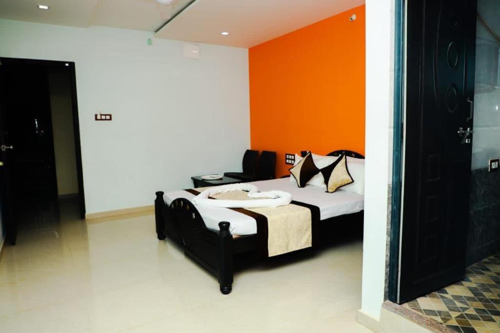 Megha Residency Hotel Haveri Exterior foto